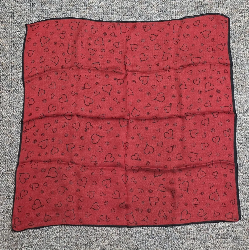 Nordstrom Classiques Entier Open Hearts Silk Neck Scarf